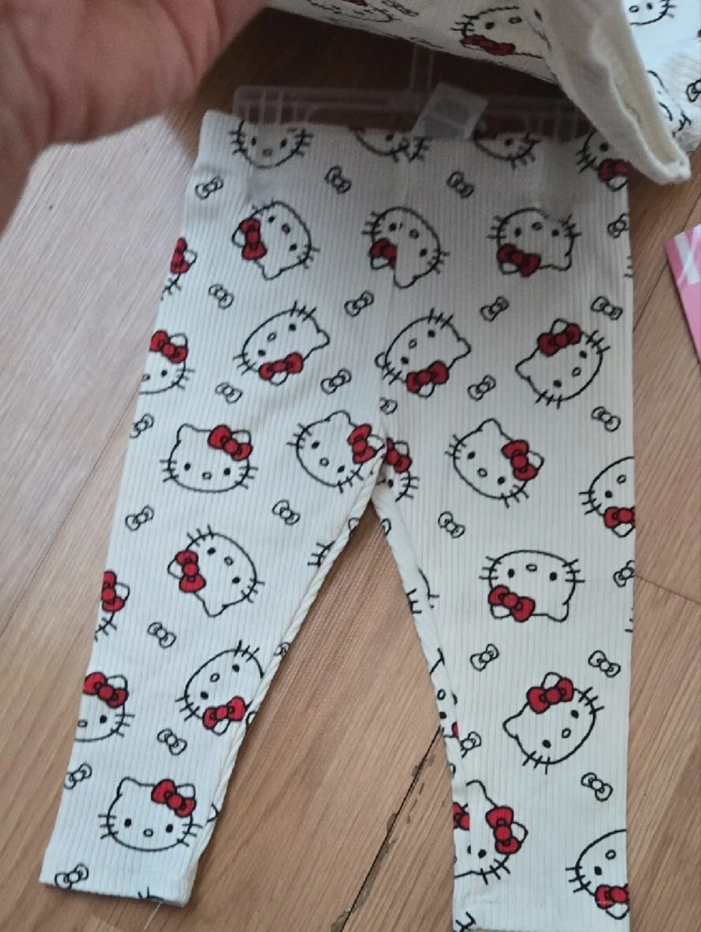 Hello Kitty Cream Set  with Red And Beigh Bow Print